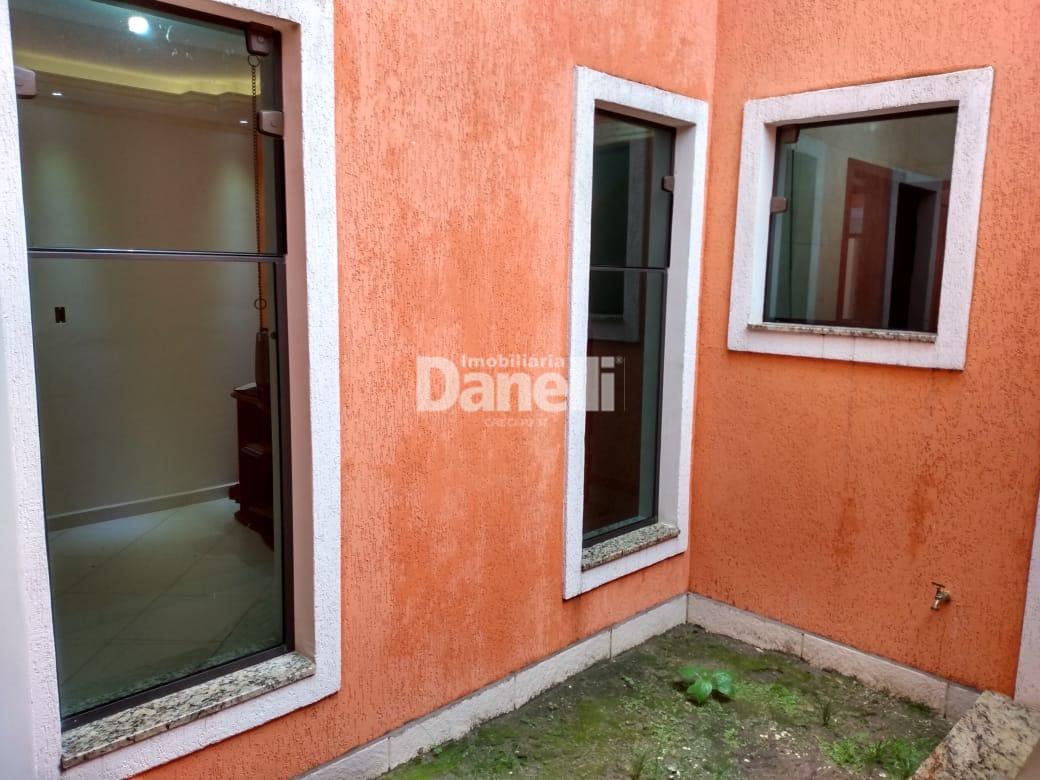 Casa à venda no Loteamento Alfredo Abilio Flores: 