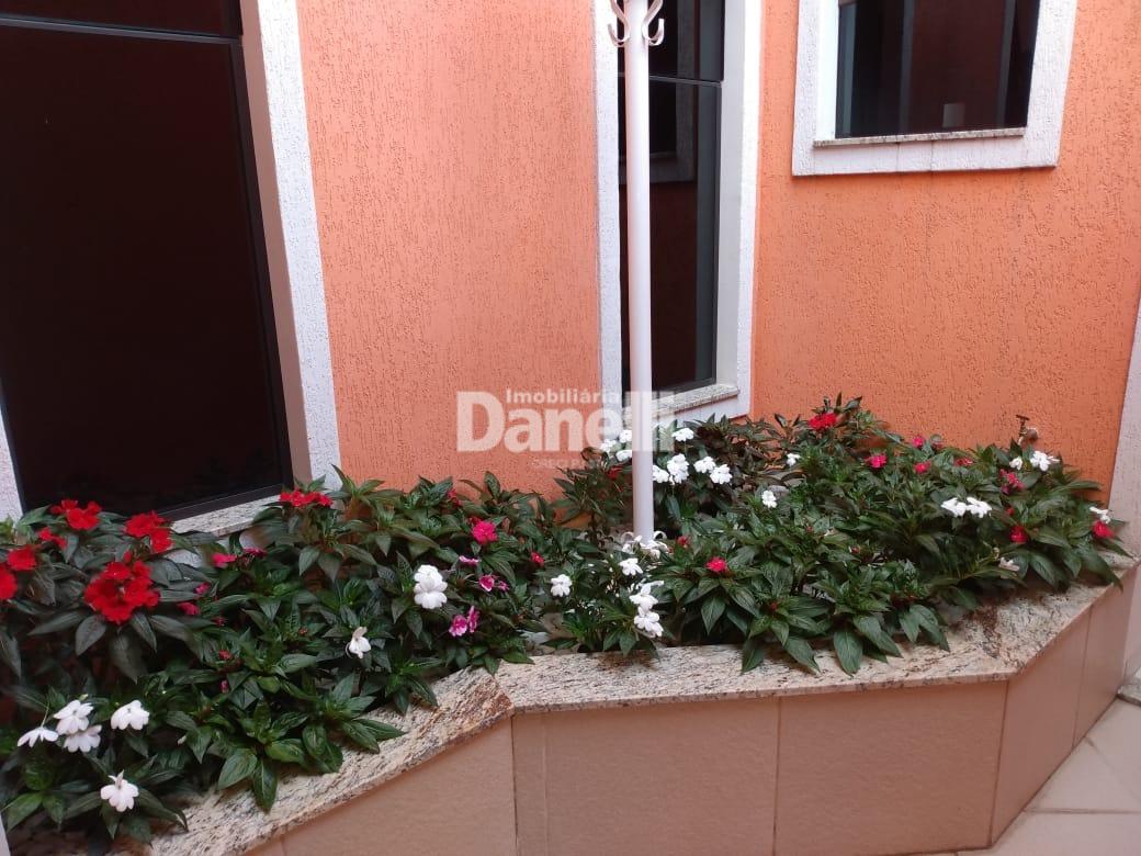 Casa à venda no Loteamento Alfredo Abilio Flores: 