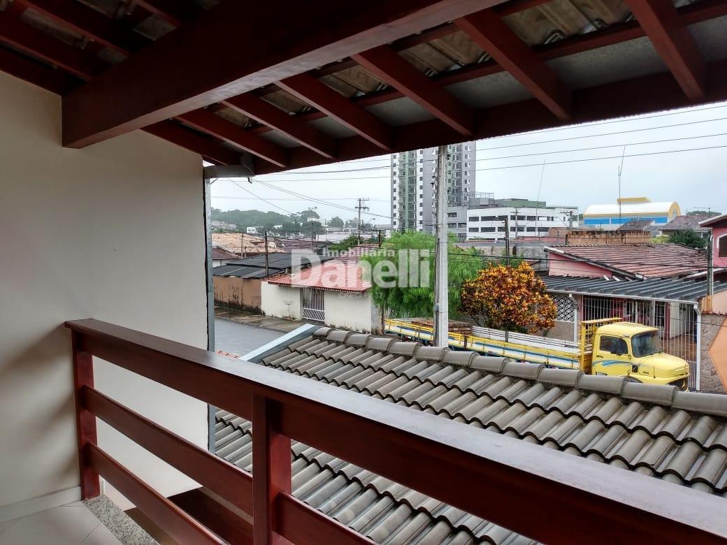 Casa à venda no Loteamento Alfredo Abilio Flores: 