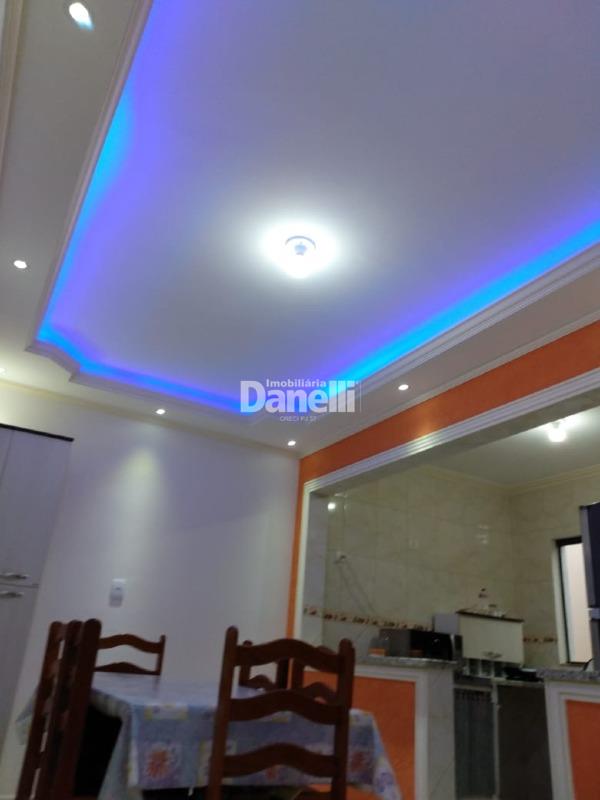 Casa à venda no Loteamento Alfredo Abilio Flores: 