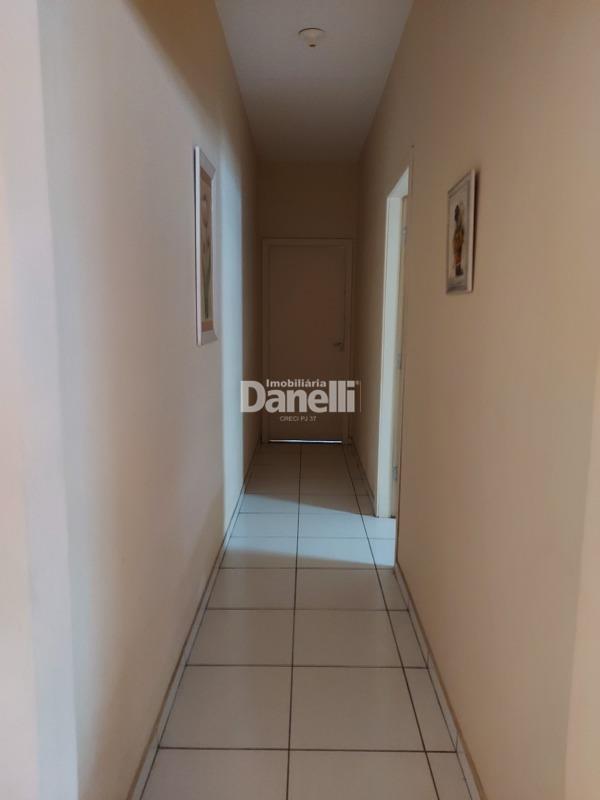 Casa à venda no Parque Santo Antônio: 