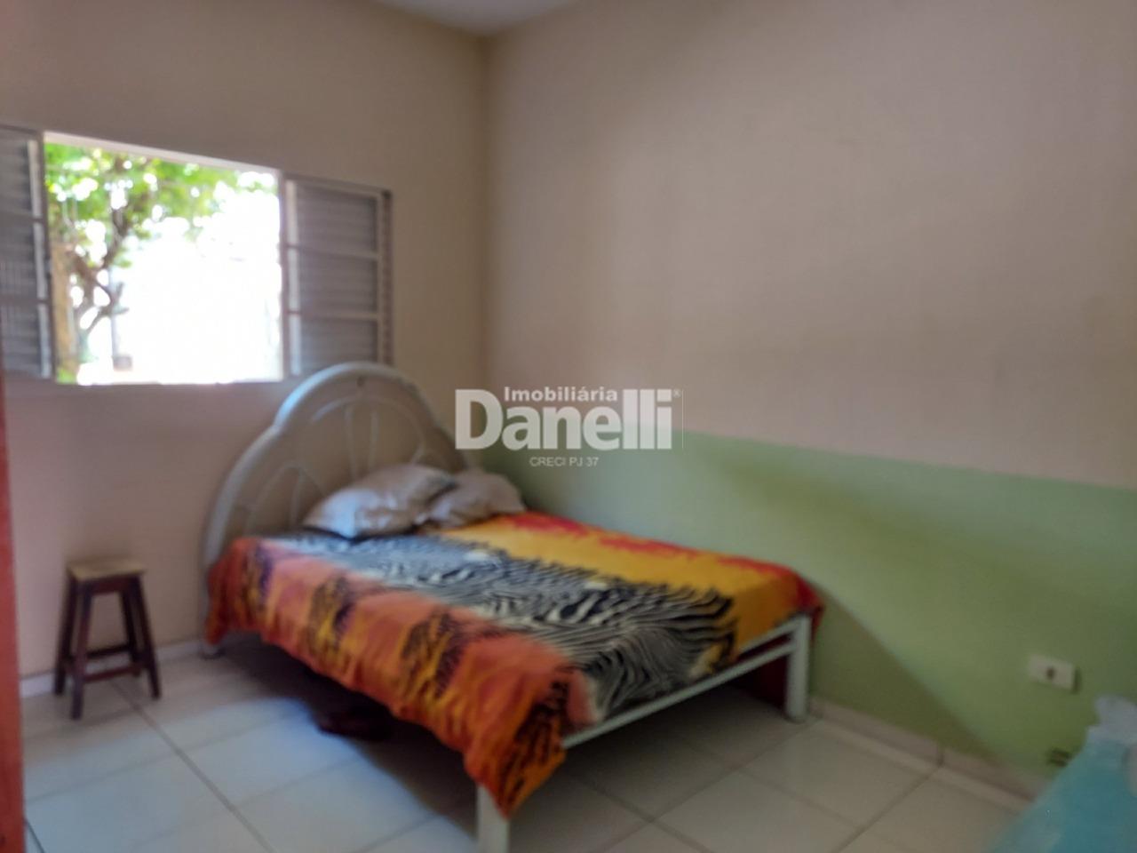 Casa à venda no Parque Santo Antônio: 