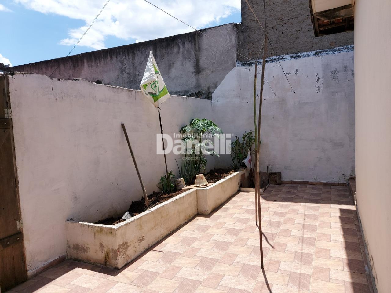 Casa à venda no Parque Santo Antônio: 