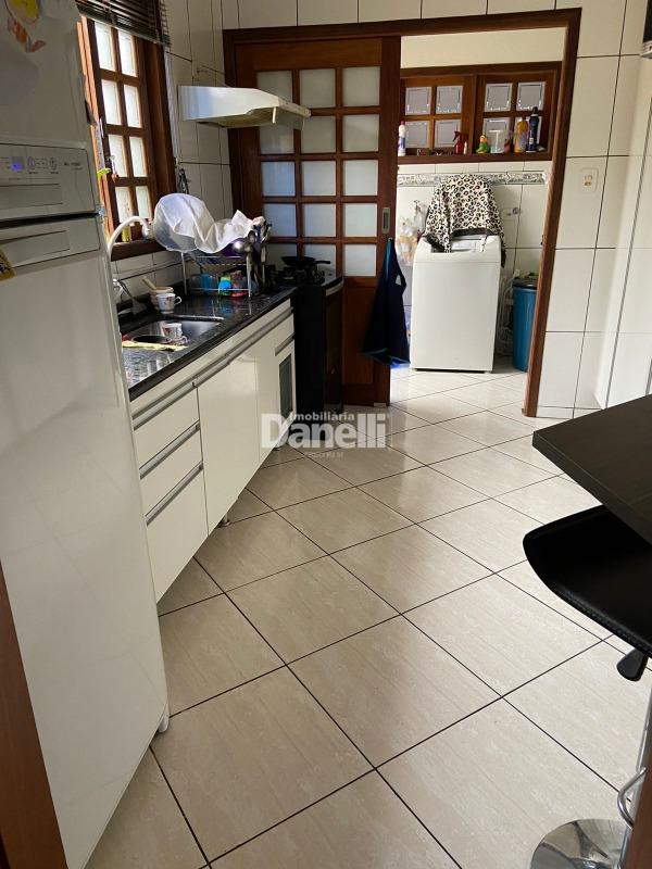 Casa à venda no Vale das Flores: 