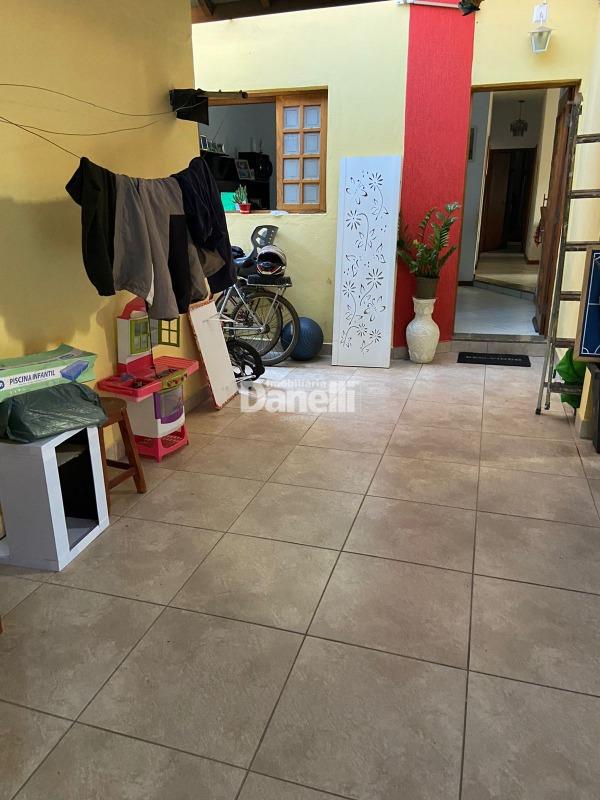 Casa à venda no Vale das Flores: 