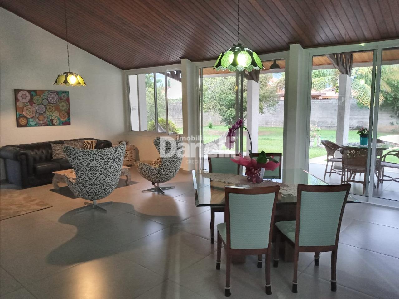 Casa em Condomínio à venda no Condomínio Colonial Vale do Sol: 