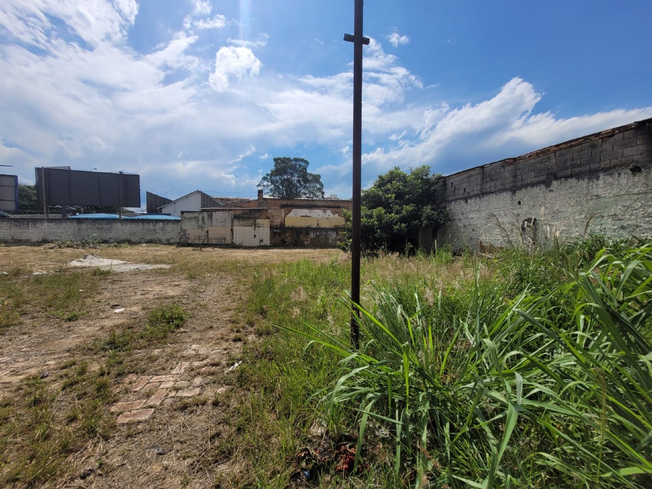 Lote para aluguel no Centro: 