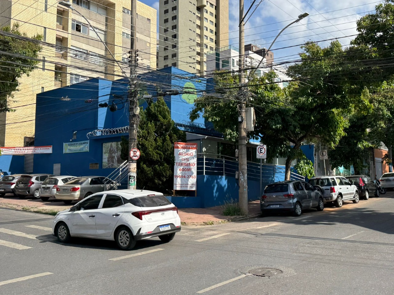 Casa comercial para aluguel no Carmo: 