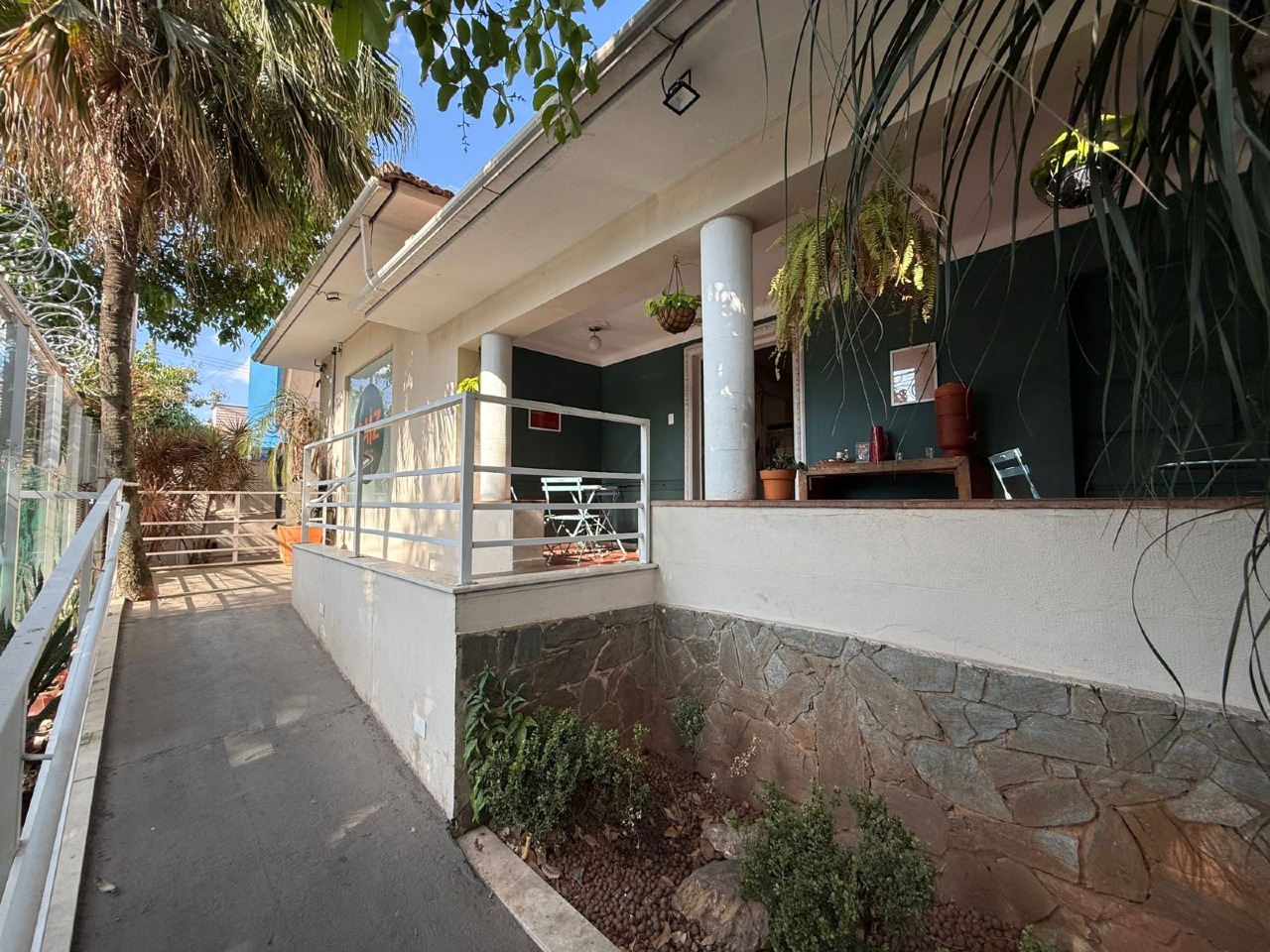 Casa comercial para aluguel no Carmo: 