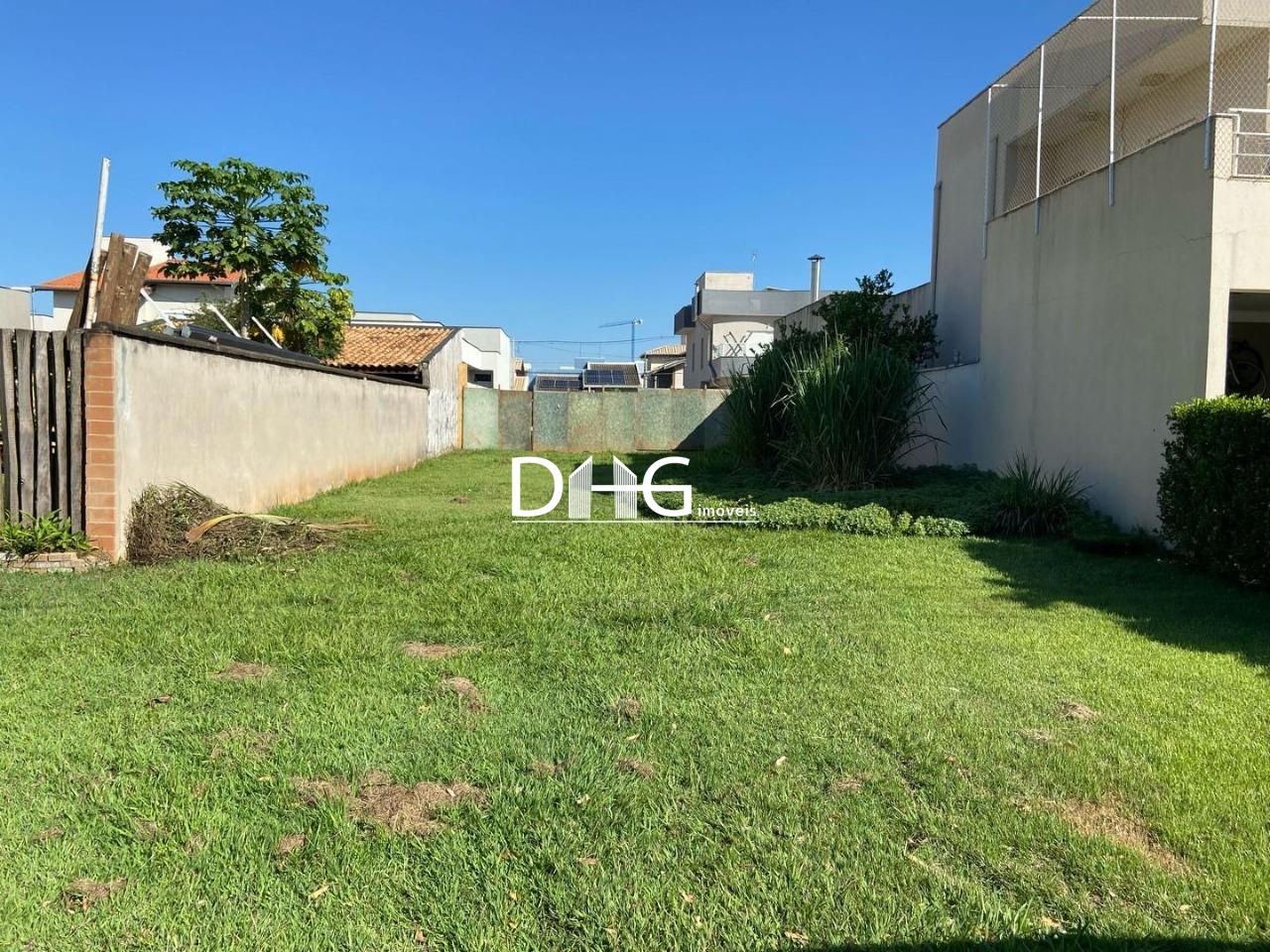 Terreno em Condomínio à venda no Jardim Planalto: 