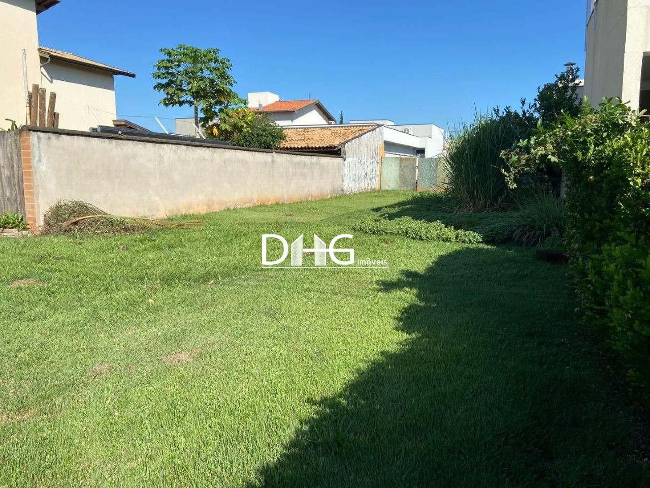 Terreno em Condomínio à venda no Jardim Planalto: 