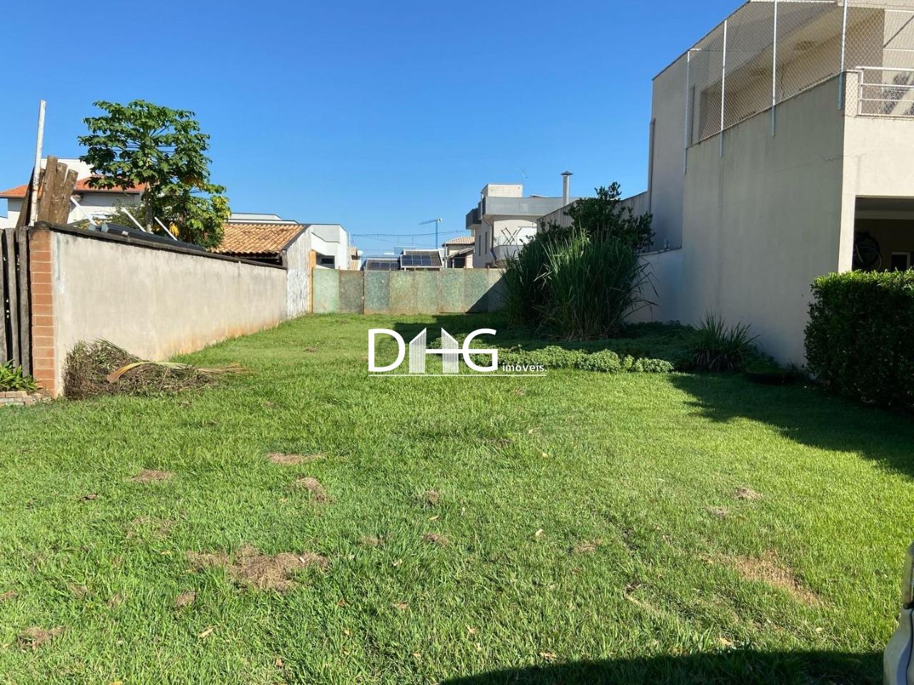 Terreno em Condomínio à venda no Jardim Planalto: 