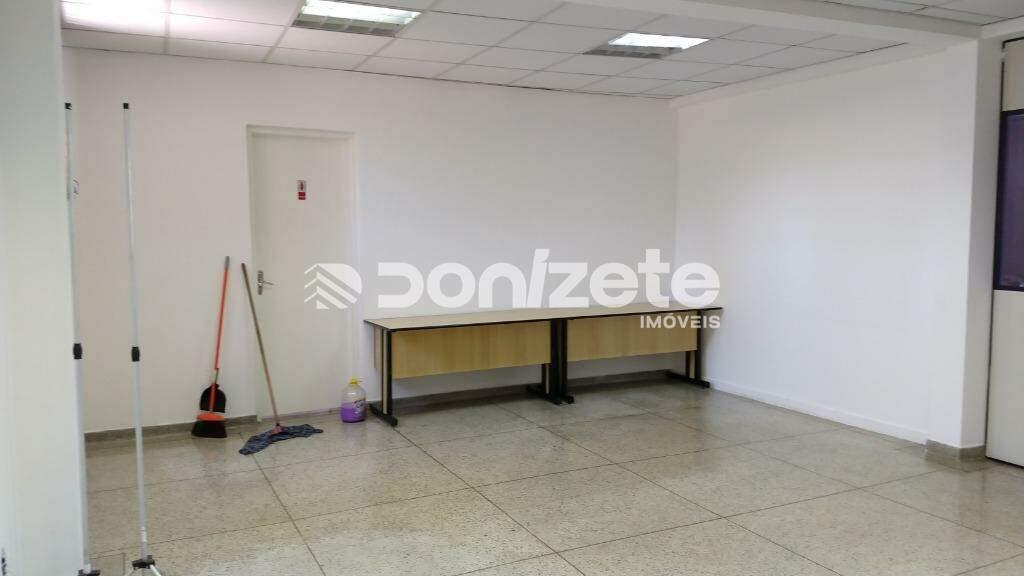 Prédio à venda no Vila Valparaíso: 