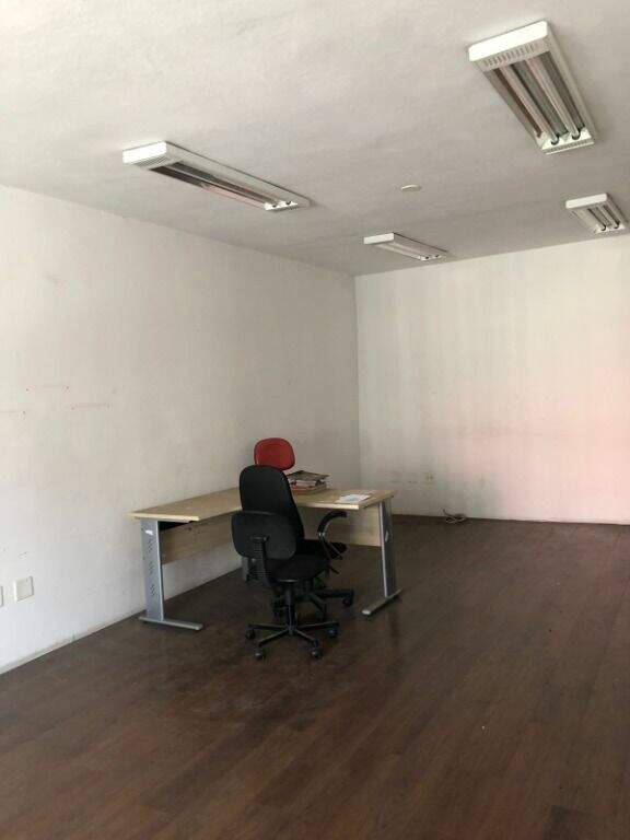 Prédio à venda no Casa Branca: 