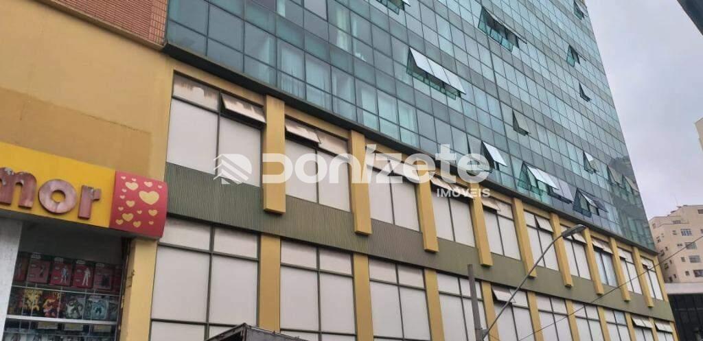 Sala à venda no Centro: 