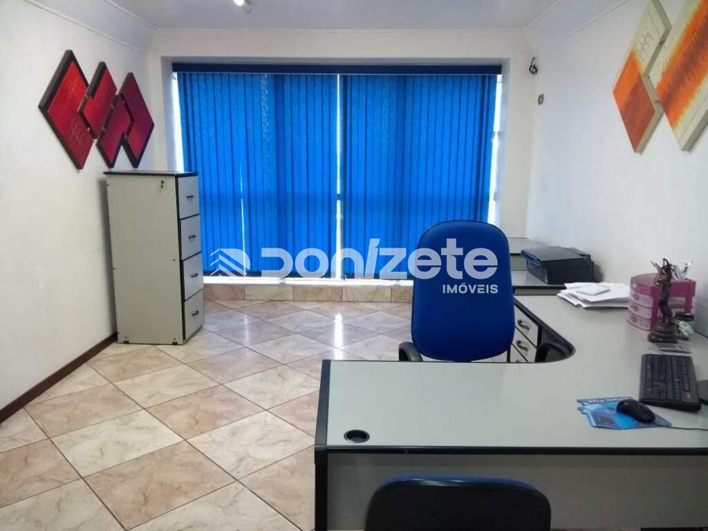 Sala à venda no Centro: 