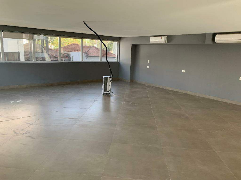 Sala à venda no Centro: 