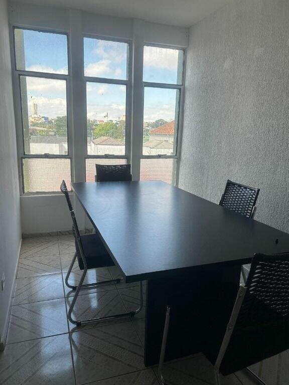 Sala à venda no Centro: 