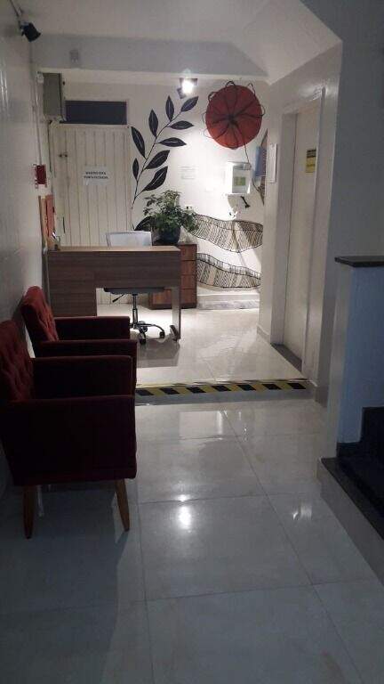 Sala à venda no Centro: 