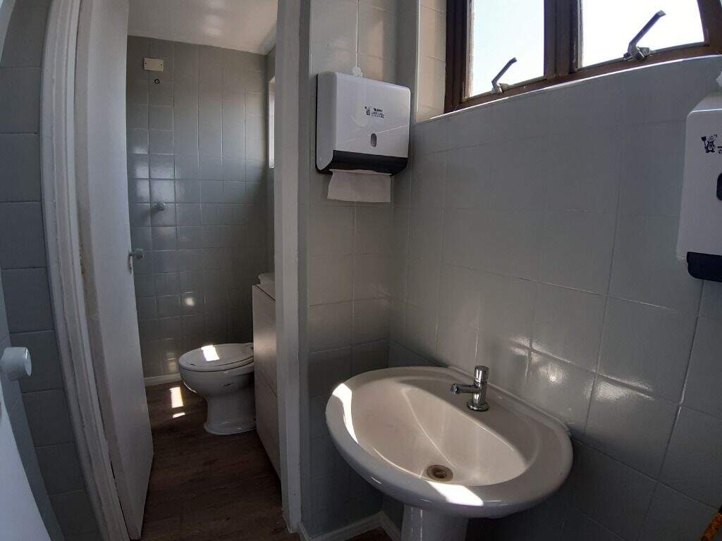 Sala à venda no Parque das Nações: 