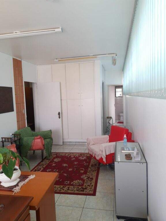 Sala à venda no Centro: 
