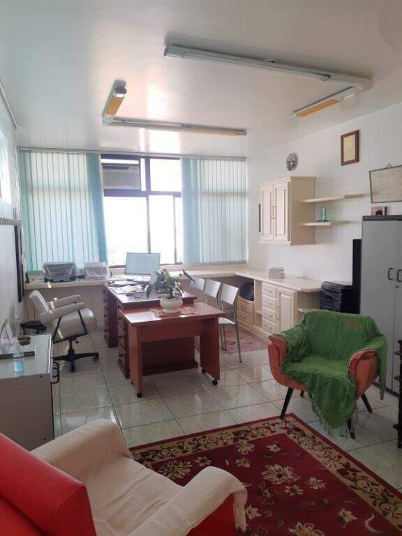 Sala à venda no Centro: 