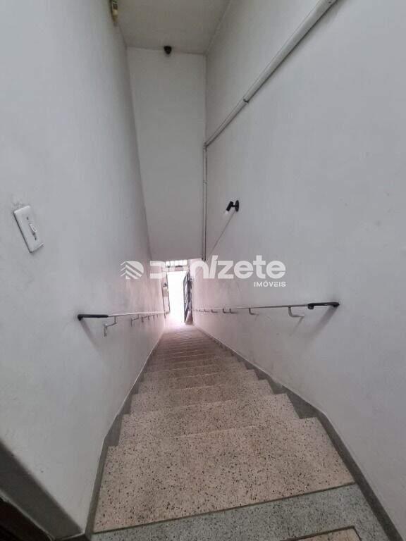 Sala para aluguel no Centro: 