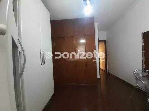 Sobrado à venda no Vila Gilda: 