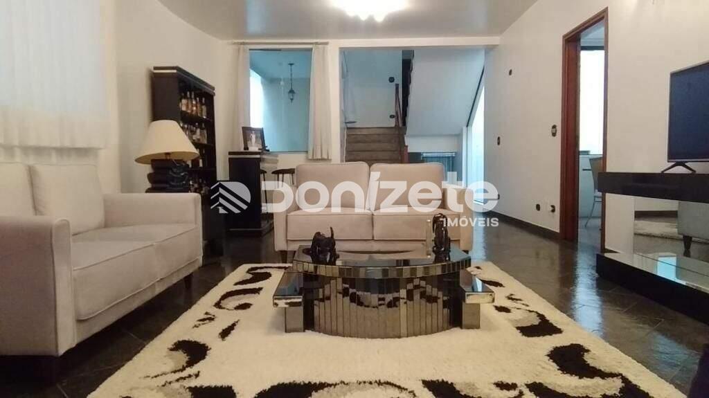 Sobrado à venda no Campestre: 