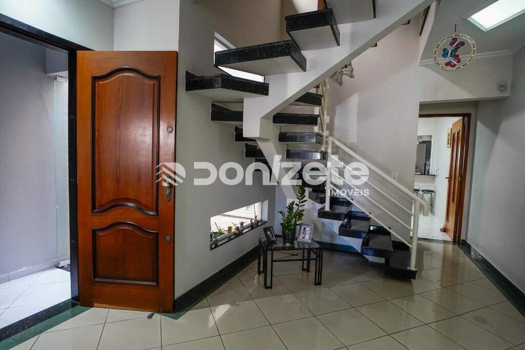 Sobrado à venda no Vila Alpina: 