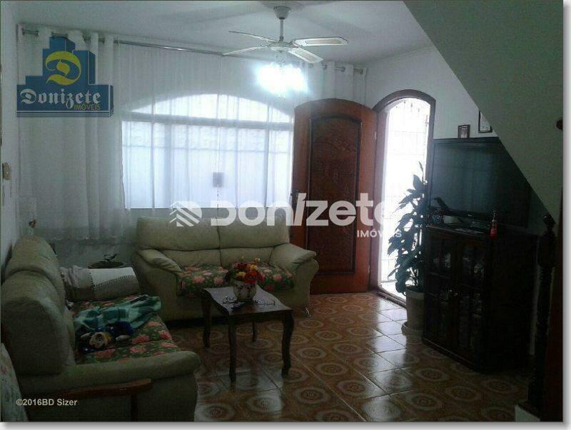 Sobrado à venda no Campestre: 