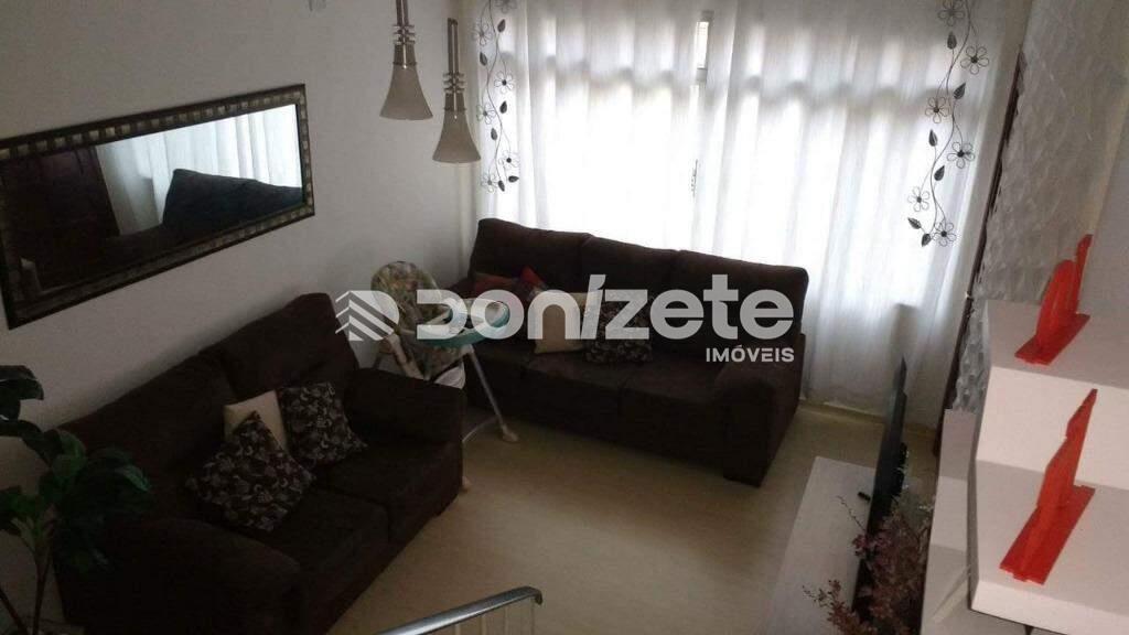 Sobrado à venda no Vila Eldízia: 