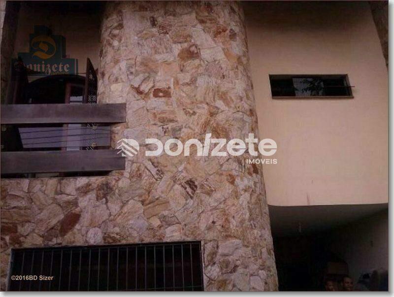 Sobrado à venda no Vila Eldízia: 