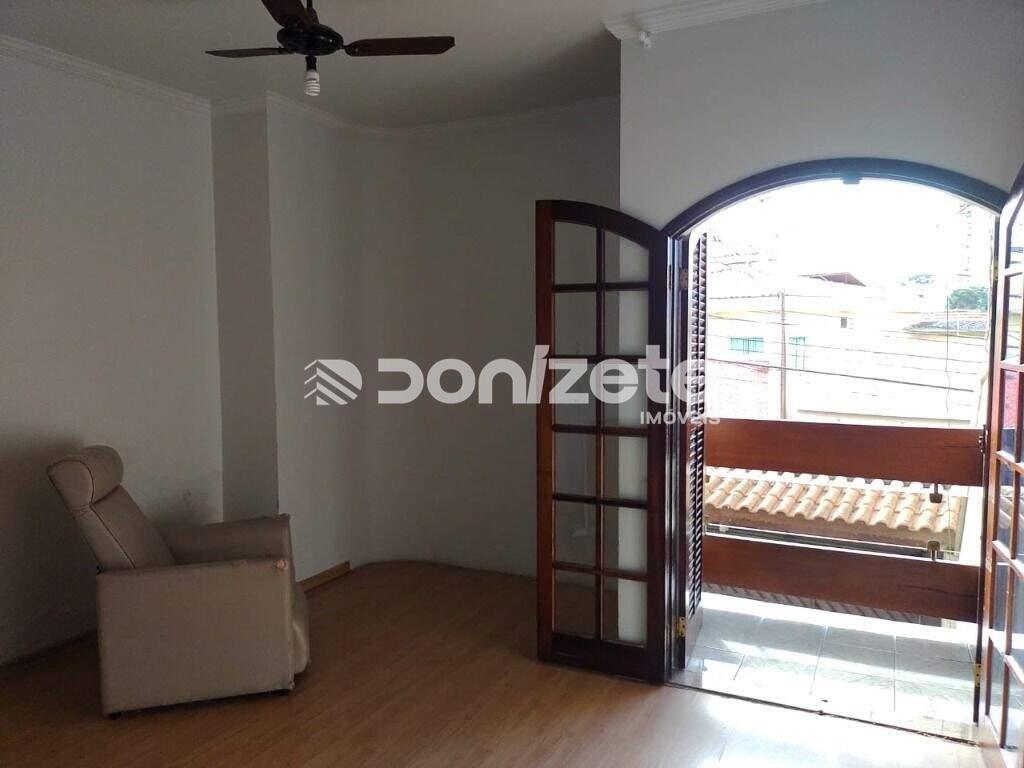 Sobrado à venda no Vila Eldízia: 