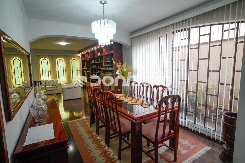 Sobrado à venda no Campestre: 