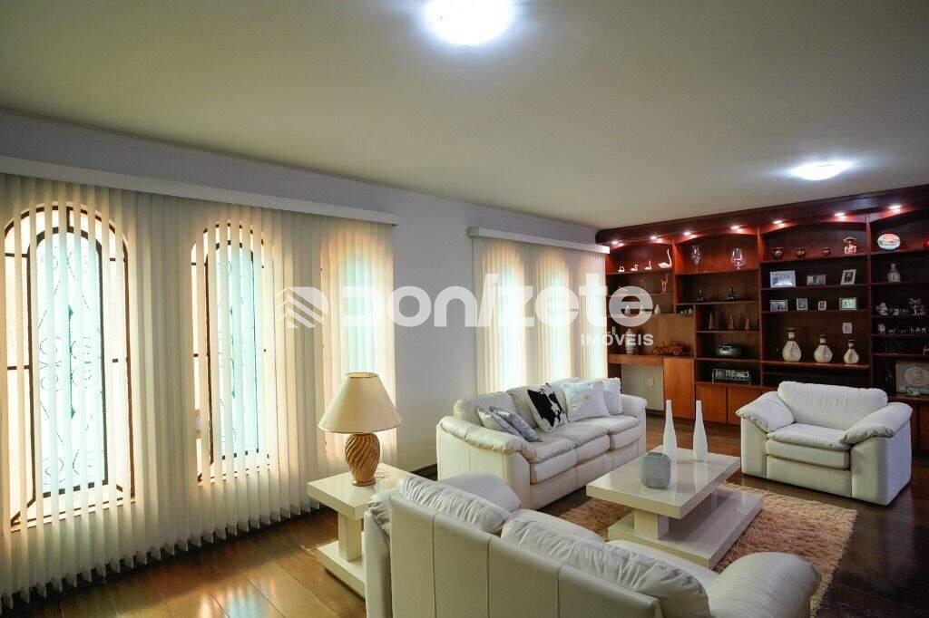 Sobrado à venda no Campestre: 