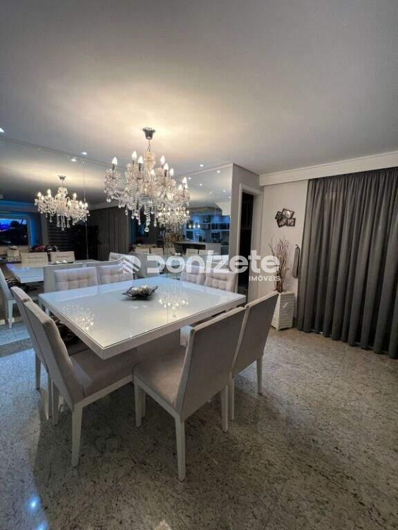 Sobrado à venda no Jardim: 