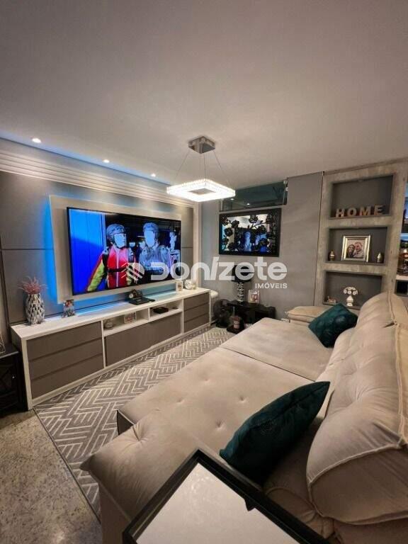 Sobrado à venda no Jardim: 