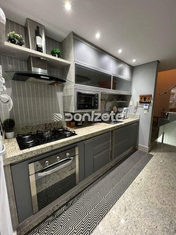 Sobrado à venda no Jardim: 