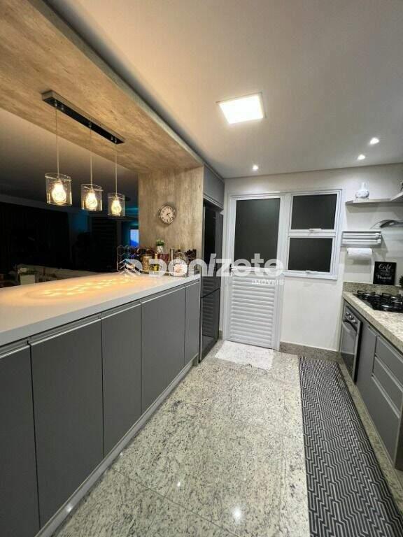 Sobrado à venda no Jardim: 