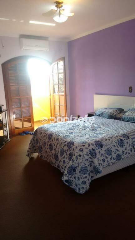 Sobrado à venda no Vila Cecília Maria: 