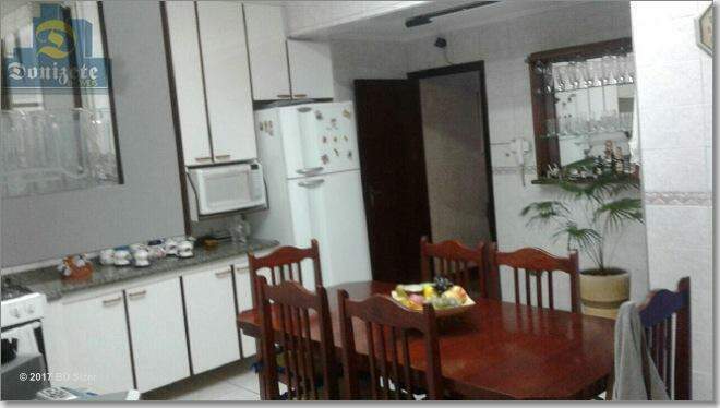 Sobrado à venda no Jardim Silvana: 