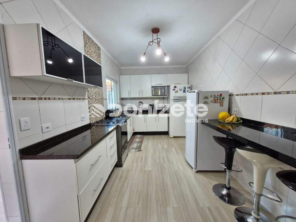 Sobrado à venda no Vila Alzira: 