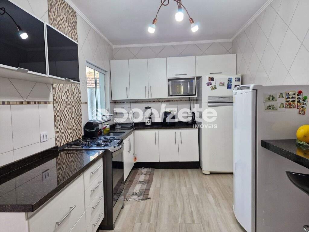 Sobrado à venda no Vila Alzira: 