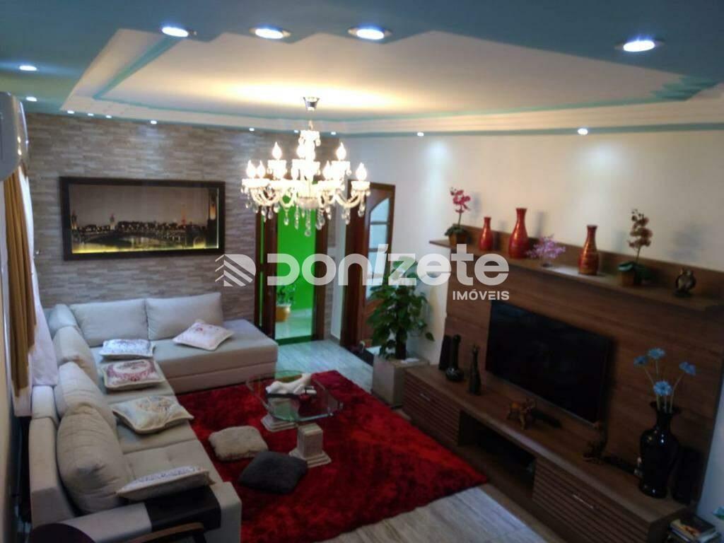 Sobrado à venda no Vila Lutécia: 