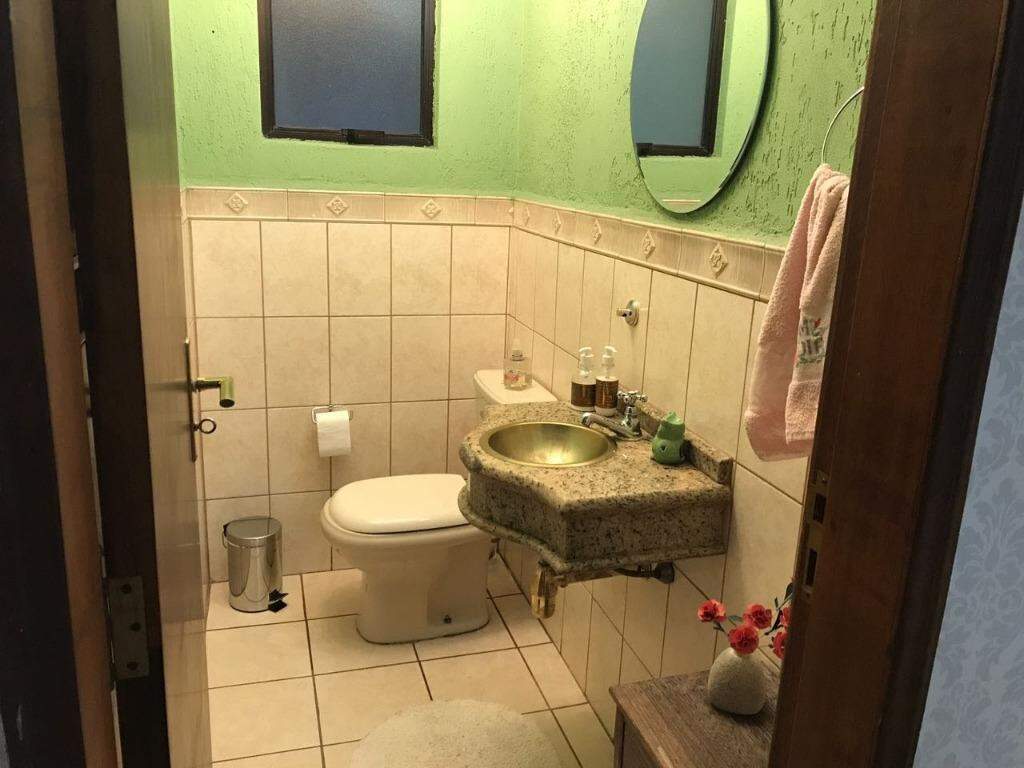 Sobrado à venda no Vila Scarpelli: 