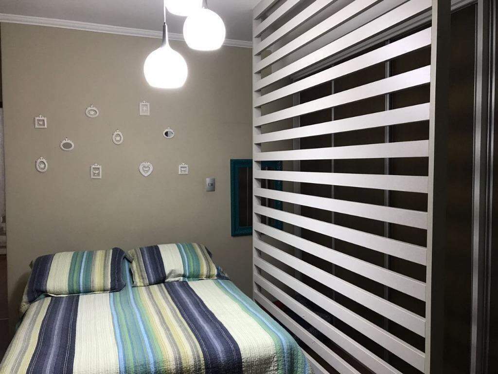 Sobrado à venda no Vila Scarpelli: 