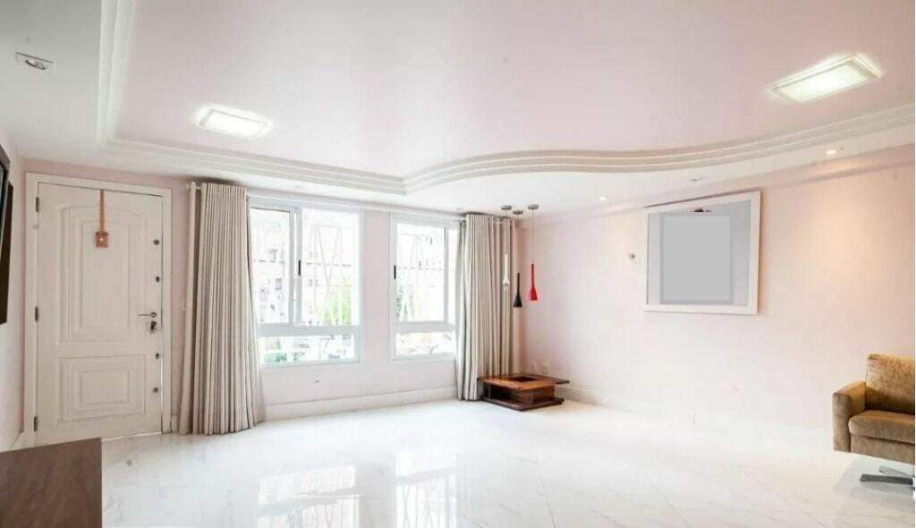 Sobrado à venda no Centro: 