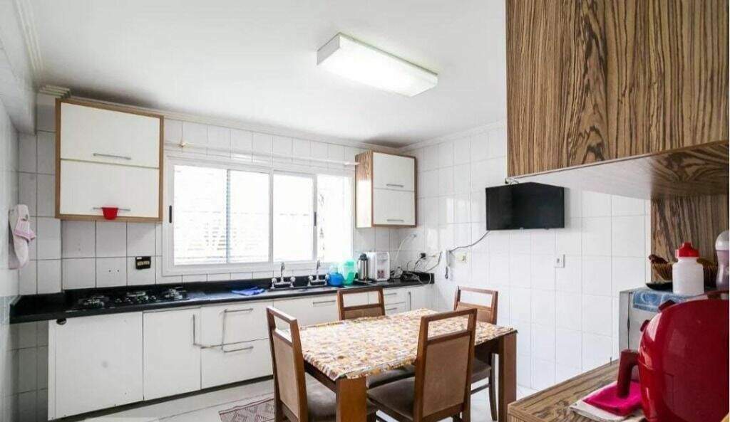 Sobrado à venda no Centro: 