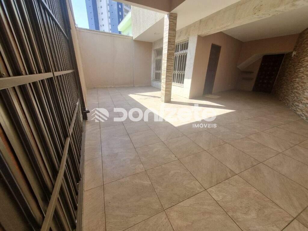 Sobrado à venda no Vila Alzira: 